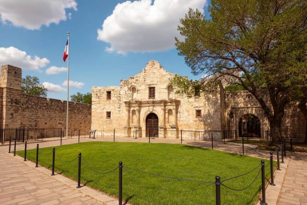 The Alamo, San Antonio - Haunted Places in Texas