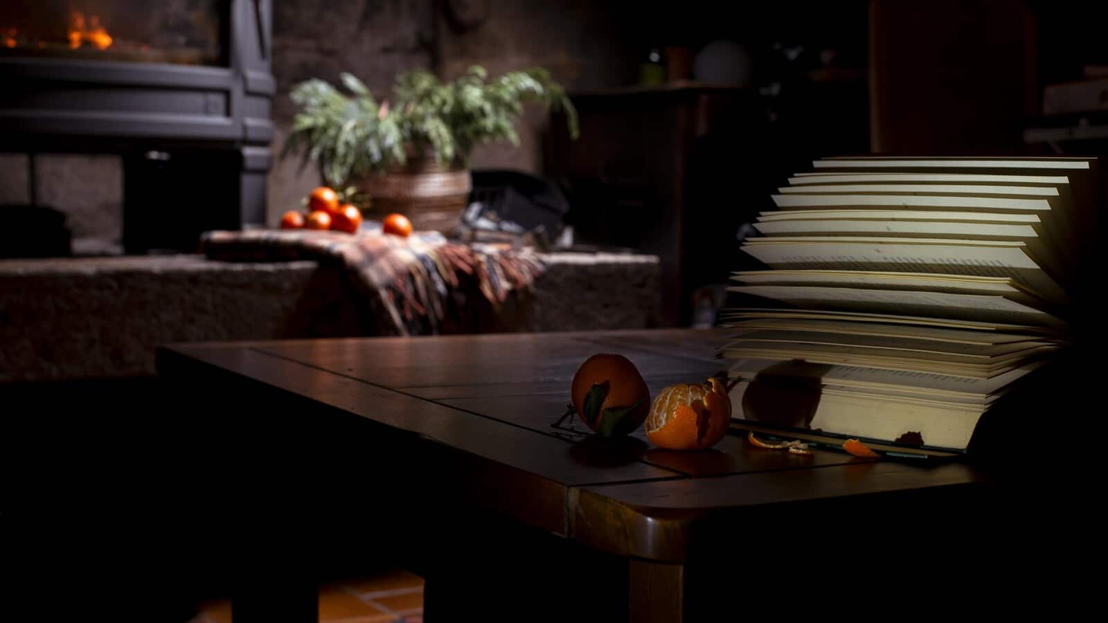 Horizontal dark thriller books reading desk for best serial killer thriller books